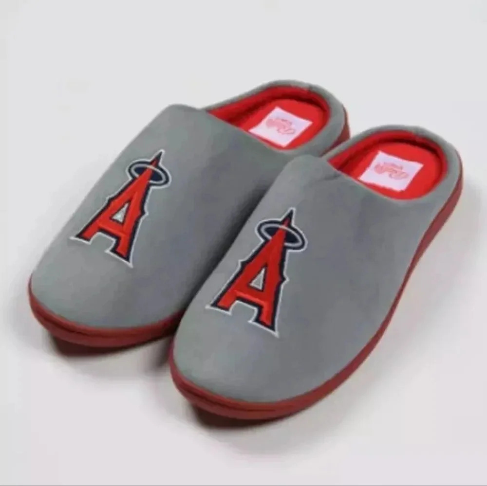NWT Los Angeles Angels Big A Halo Logo Slippers, Color Red/Gray Size 11.5